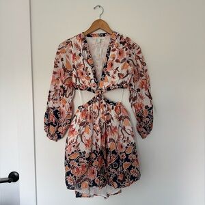 Chelsea & Violet Floral Cut-Out Mini Dress 💛